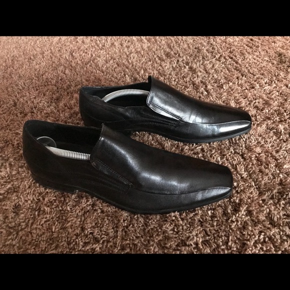 Aldo Black Slip On Shoes - Picture 3 of 5